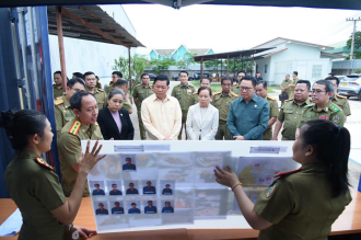 Ministers Inspect Evidence Seized in Major Illegal Wildlife Trafficking Case
